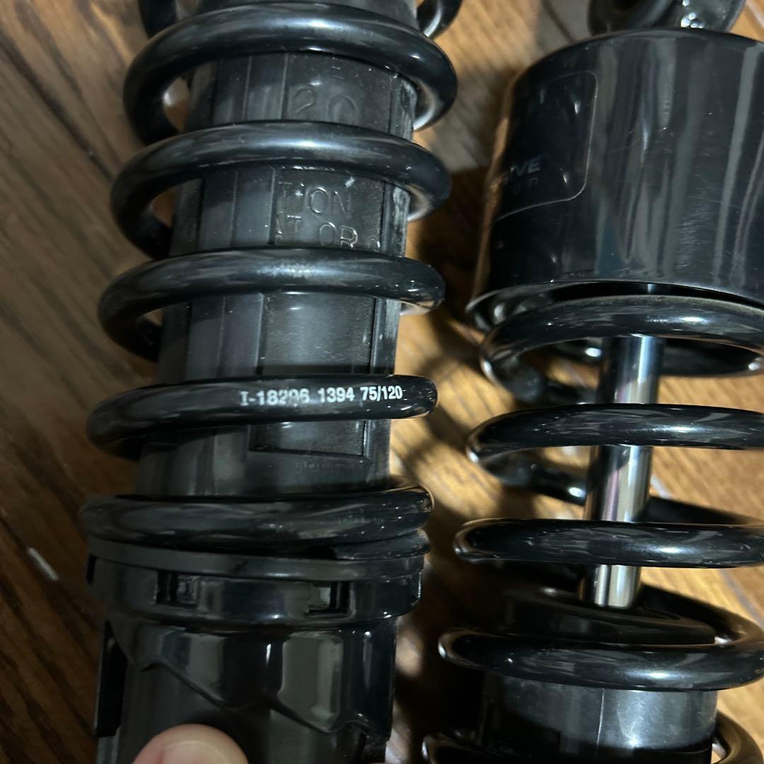PROGRESSIVE SUSPENSION サスペンション ブラック