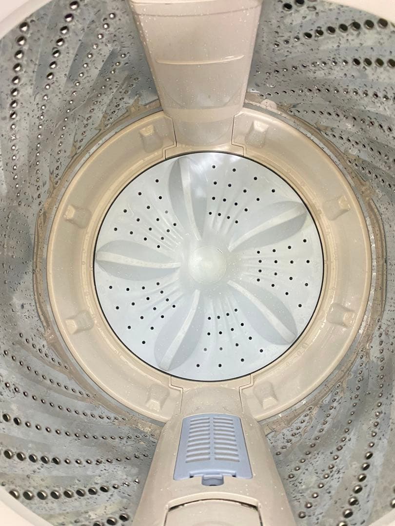 Hisense 縦型洗濯機 美品　高年式　保証込み　容量5.5kg