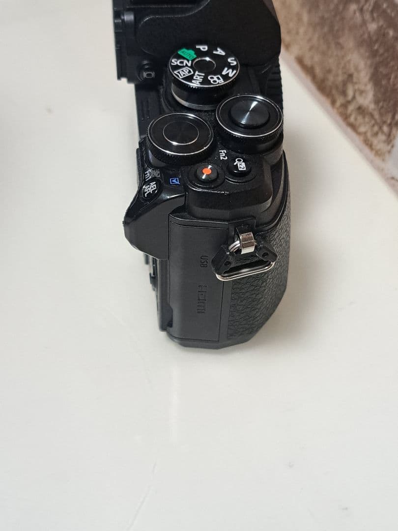 OLYMPUS OM-D E-M10 Mark III カメラボディ【難有り】