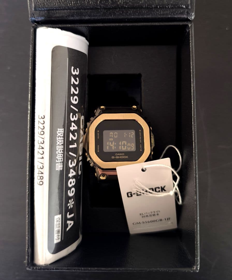 美品 G-SHOCK GM-S5600GB-1JF メタルカバード