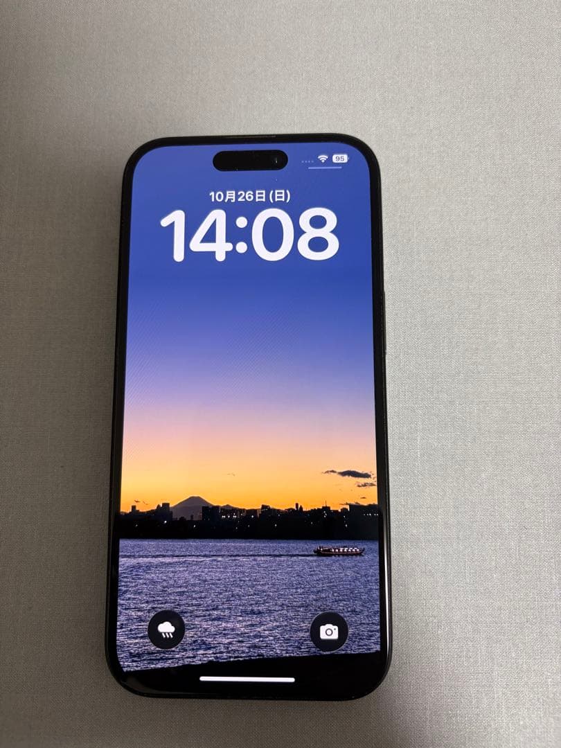 キャンディー　iPhone15 128GB ブラック 保護カバー 箱付き