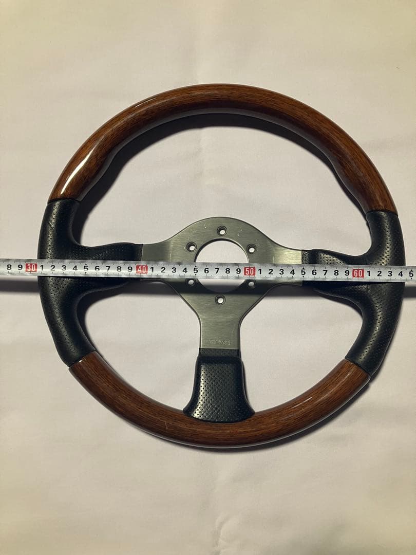 momoウッドレザー ステアリング 3スポーク