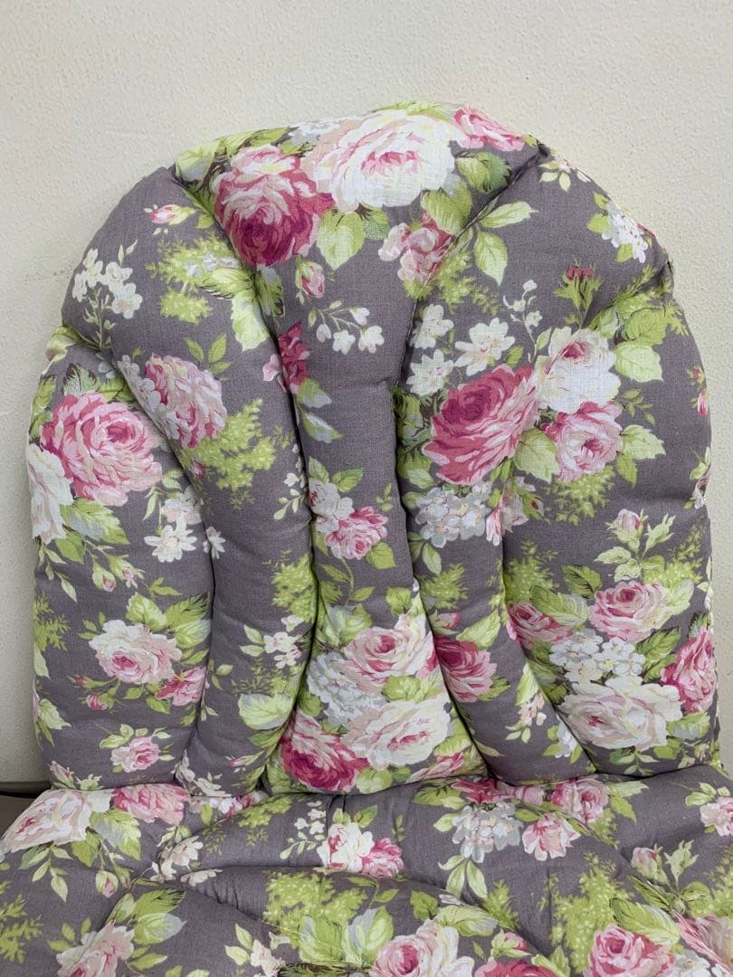 みみ　ローラアシュレイ風　背当て付き椅子シートクッション　4枚セット