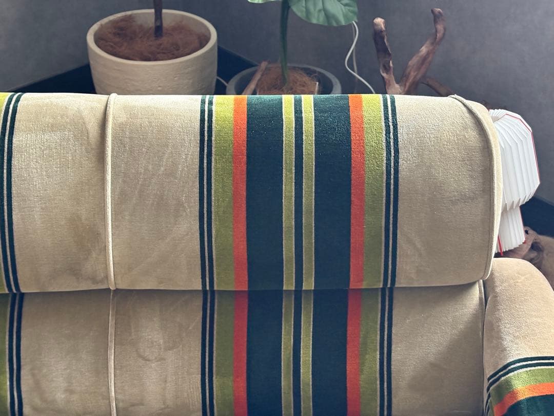 希少　二人掛けソファ ファブリックソファ　レトロ　ストライプソファ　SZ