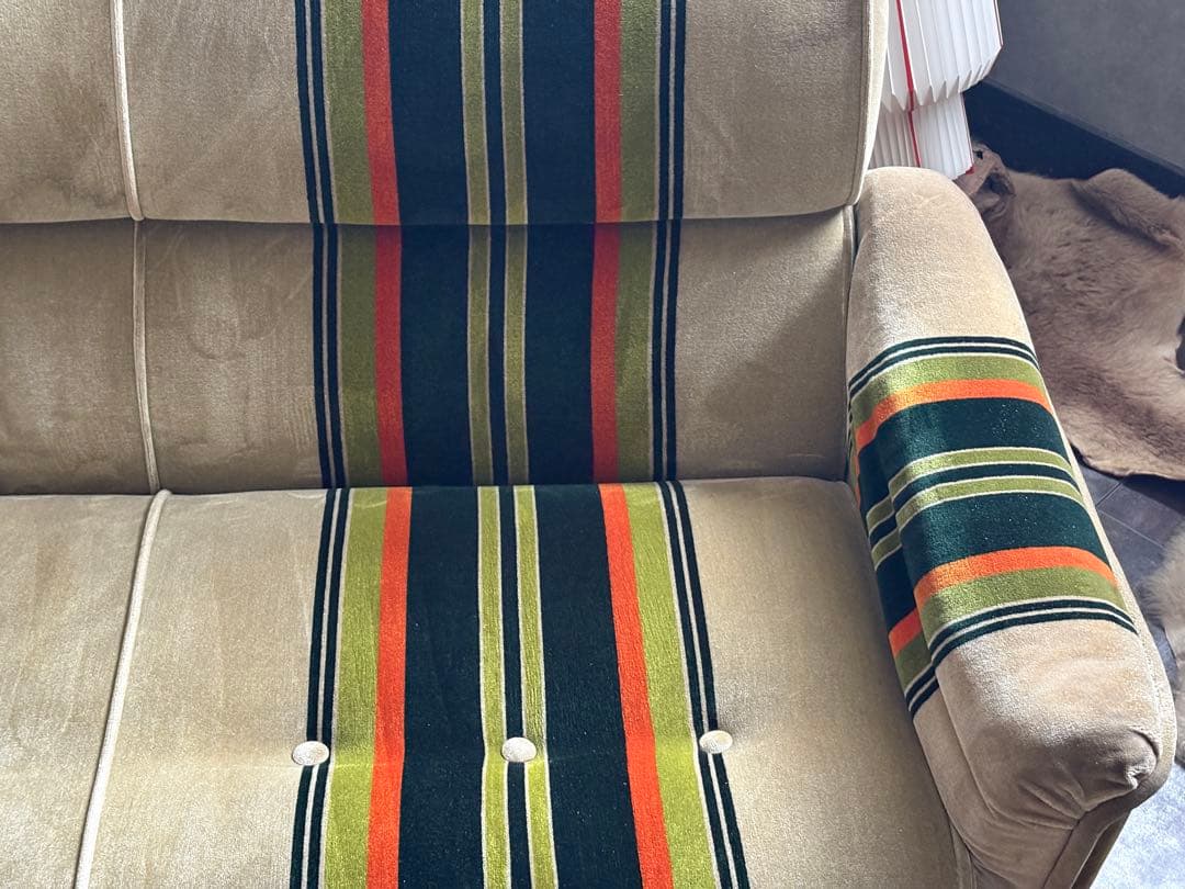 希少　二人掛けソファ ファブリックソファ　レトロ　ストライプソファ　SZ