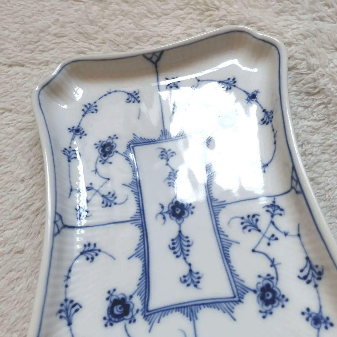 ロイヤルコペンハーゲン　ブルーフルーテッド スクエア プレート 364裏印