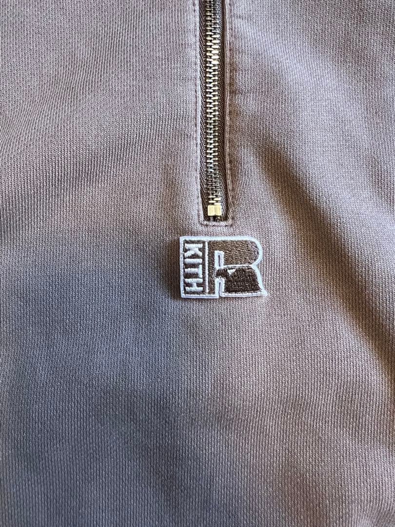 KITH × RussellAthletic コラボハーフジップスウェット
