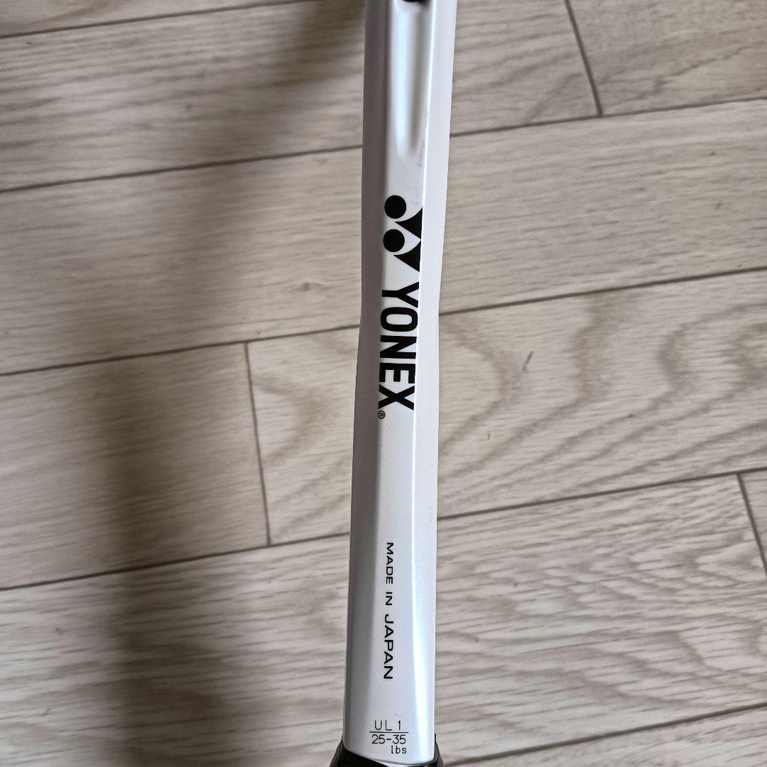 【美品】YONEX テニスラケット ジオブレイク 80V　UL1