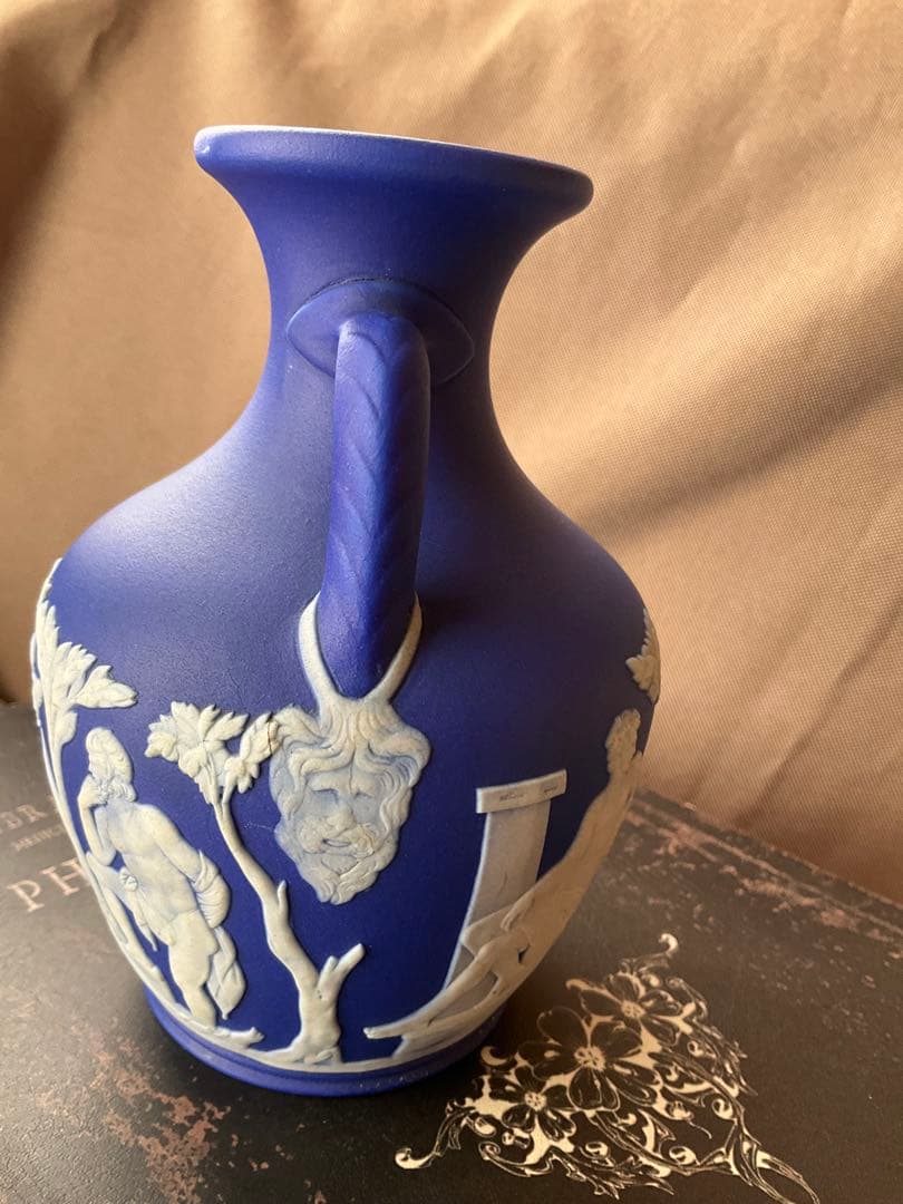 ウェッジウッド　ジャスパー　ポートランドの壺