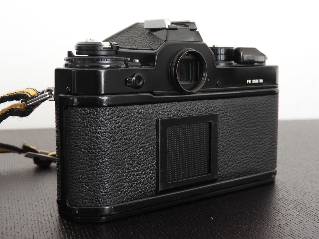 Nikon FE フィルム一眼 GN Auto NIKKOR 45mm f2.8