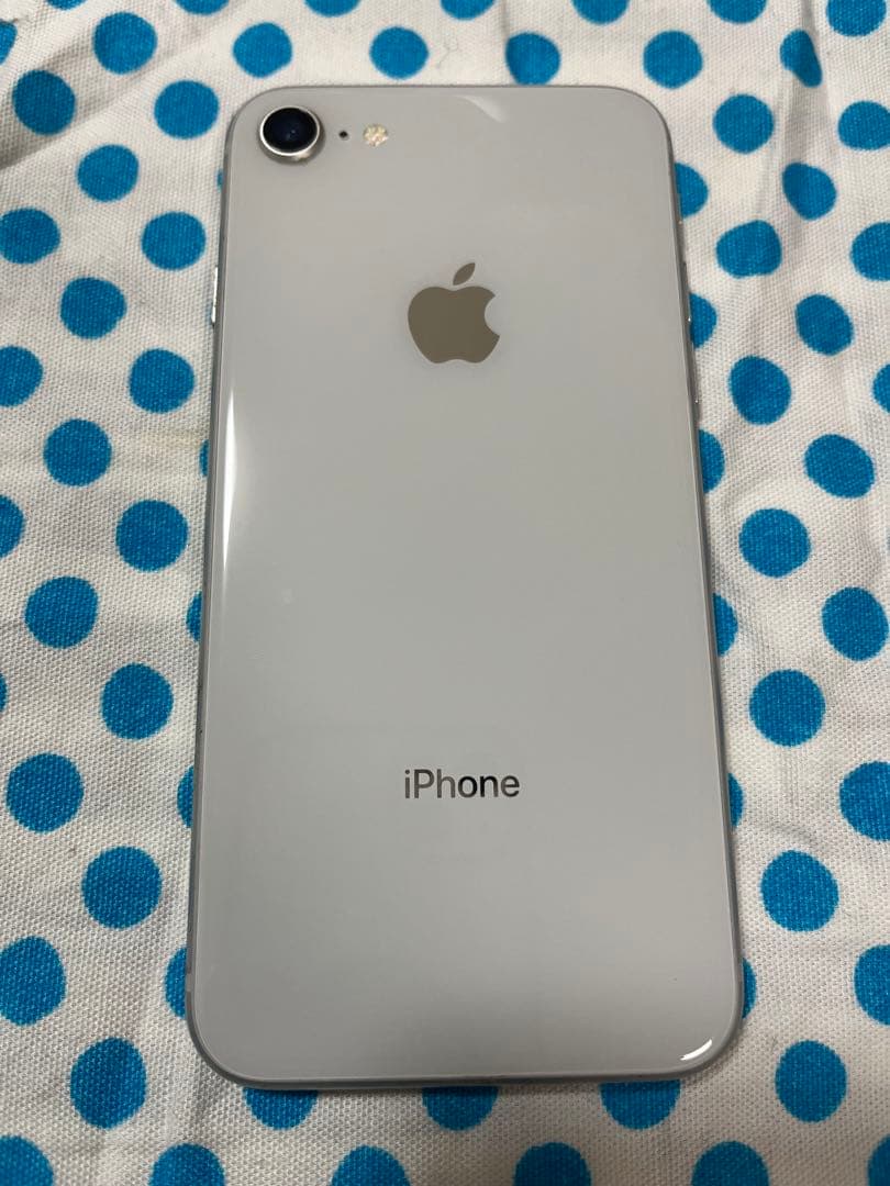Apple iPhone 8 シルバー 本体　91%