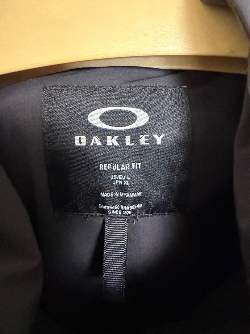OAKLEY マウンテンパーカー