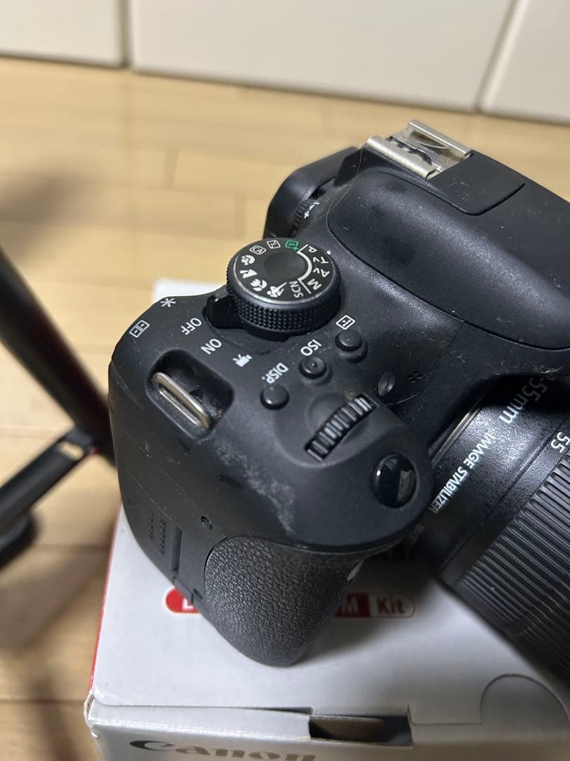 Canon EOS KissX8i 三脚付き