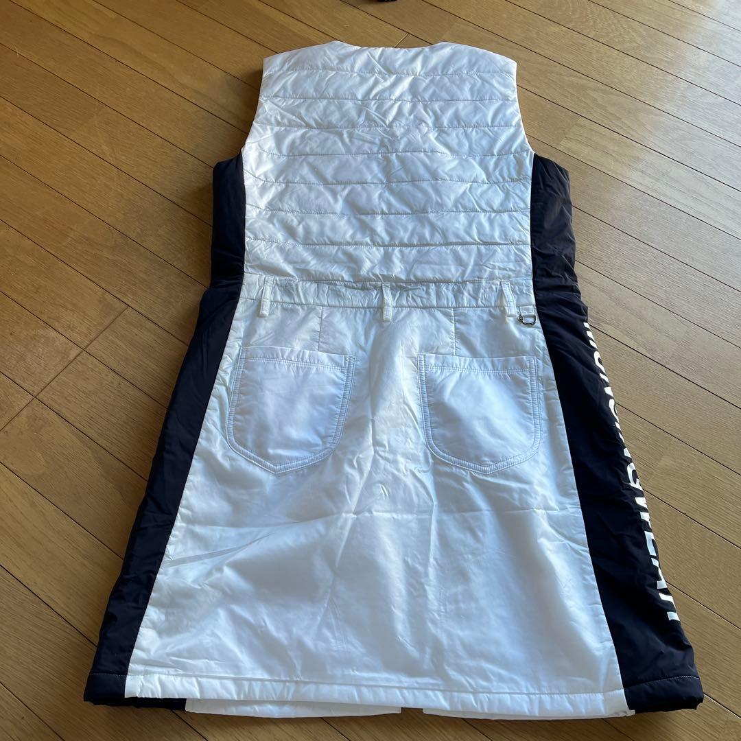 美品 マンシングウェア　L 中綿　ノーカラー　ノースリーブ　ワンピース　白