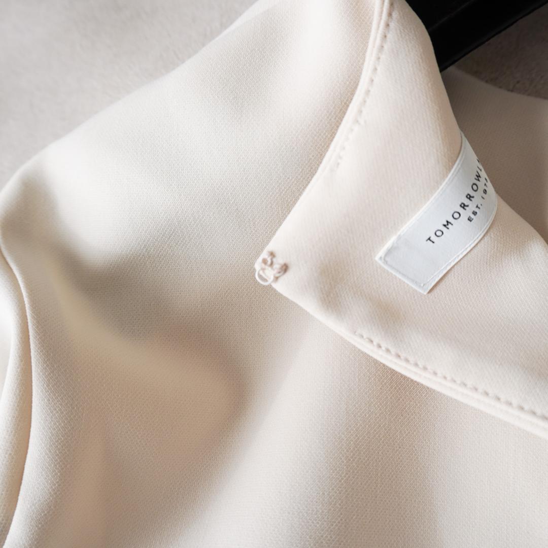 TOMORROWLAND ダブルクロス クルーネックプルオーバー ライトベージュ