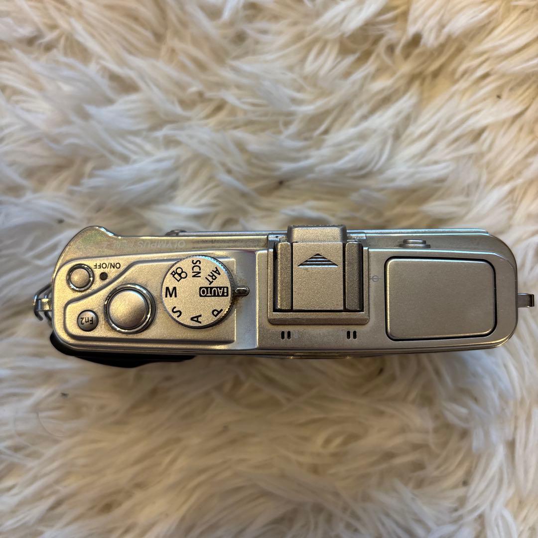 OLYMPUS ミラーレス一眼カメラ　限定版