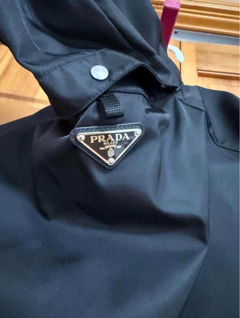 PRADA フード付きドッグレインコート【美品】