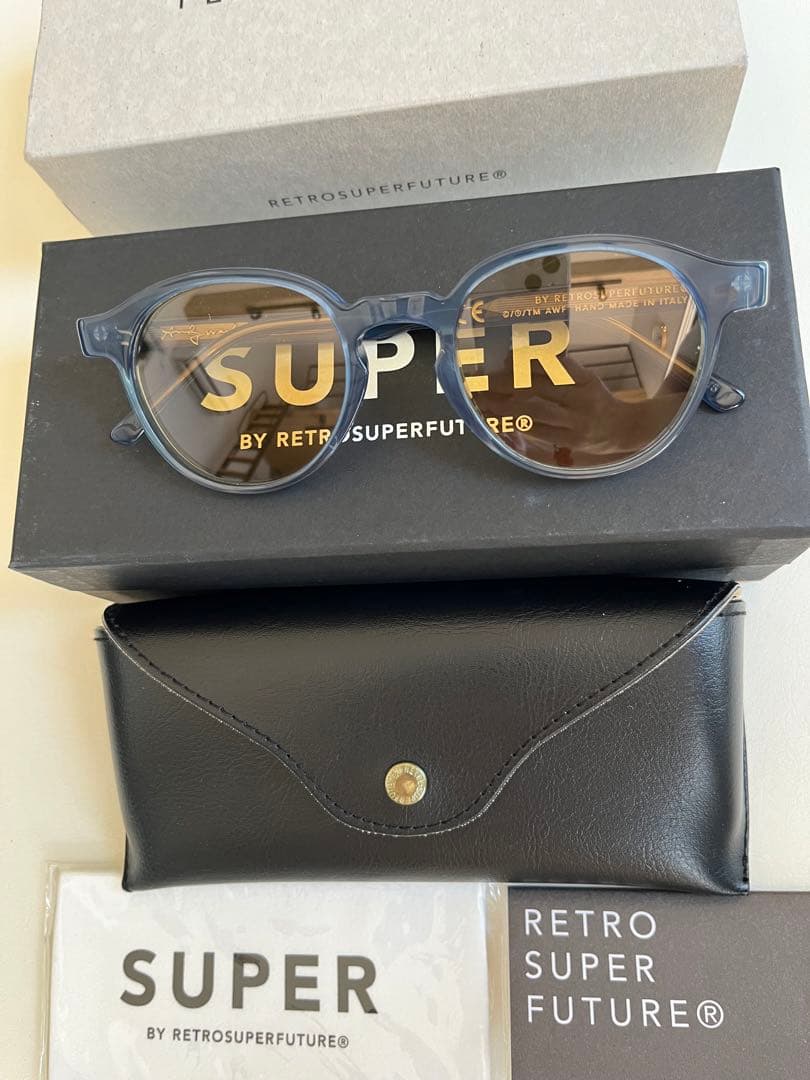 新品RETROSUPERFUTURE サングラス