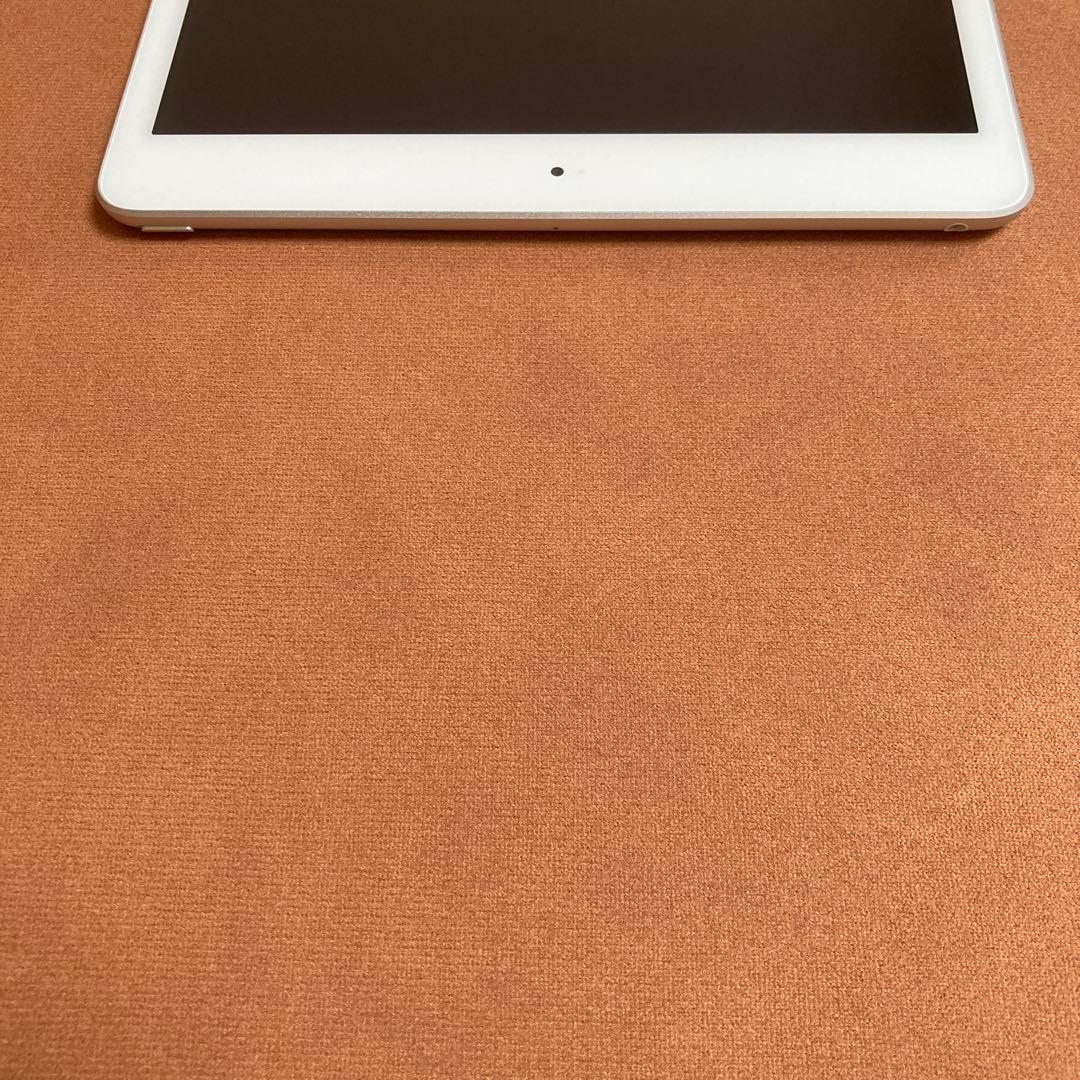 6【早い者勝ち】電池ほぼ新品☆iPad7 第7世代 32GB WIFIモデル☆