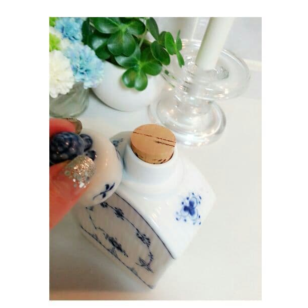 正規品  ロイヤルコペンハーゲン♪  茶葉ポット