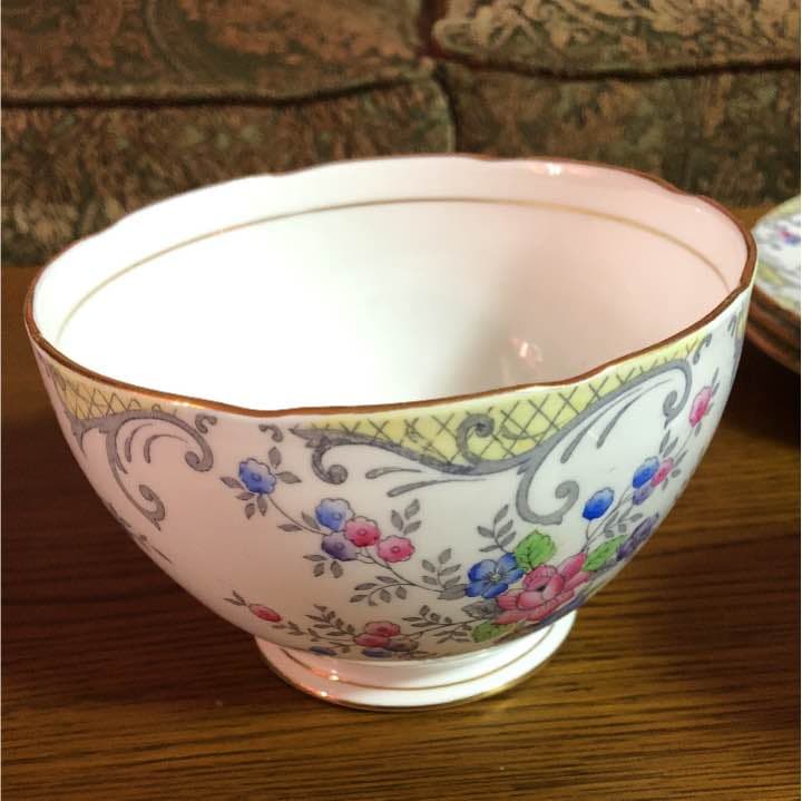 A.B.J CRAFTON STRATHMORE ティーセット