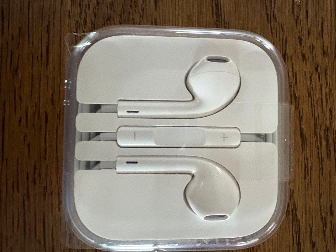 iPhone 7 plus 256GB 新品未使用 ジェットブラックSIMフリー