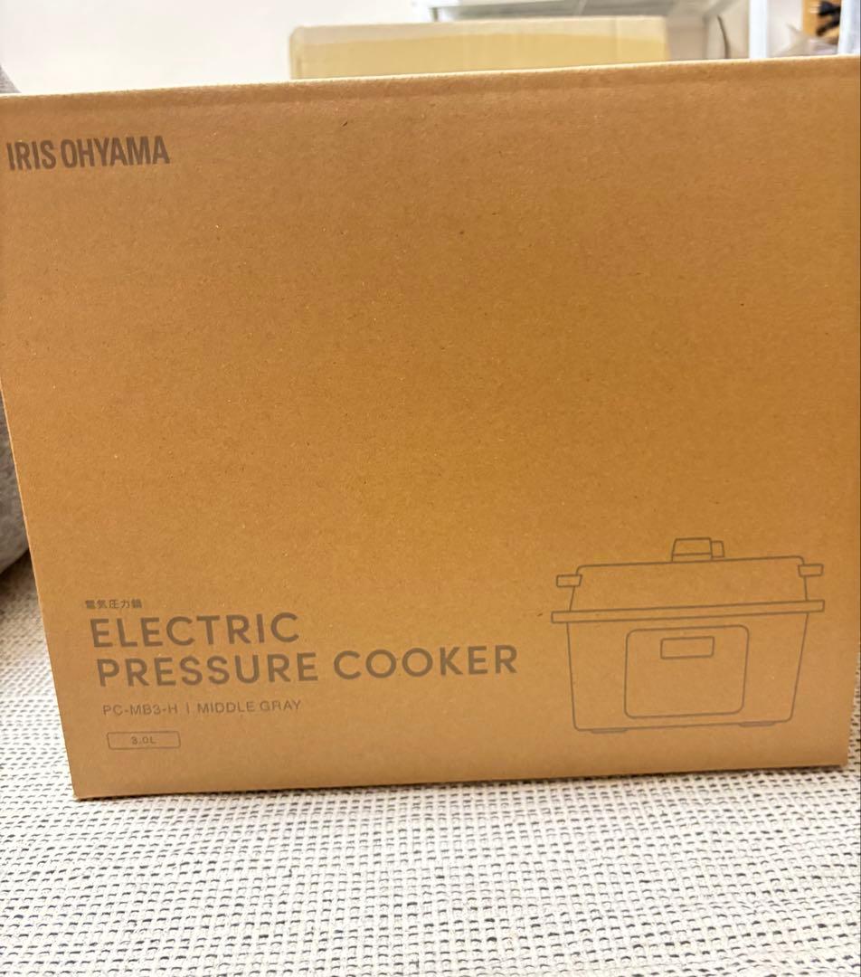 【新品未開封】IRIS OHYAMA 電気圧力鍋ミドルグレー　3L