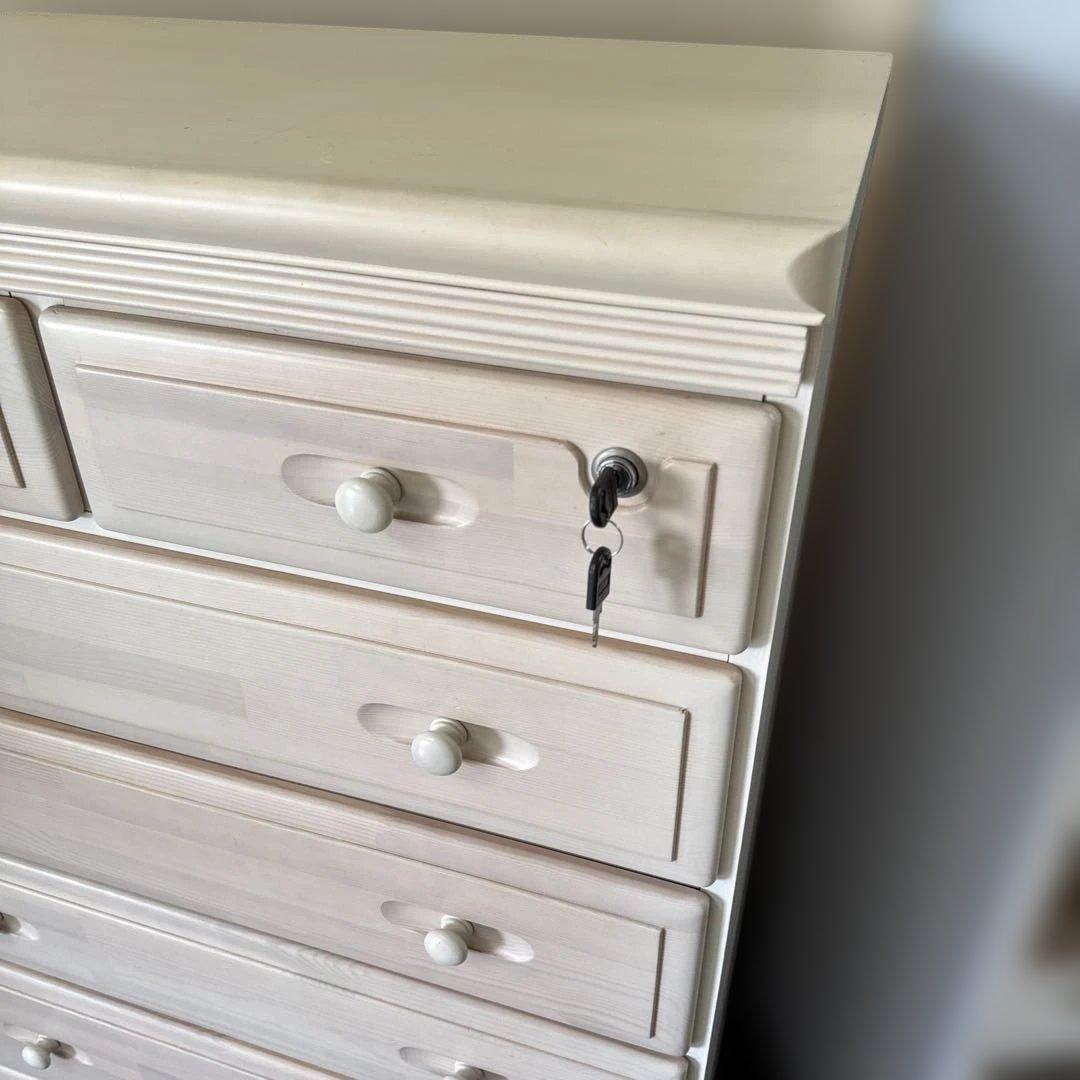 ホワイト木製チェスト 7引き出し 鍵付き