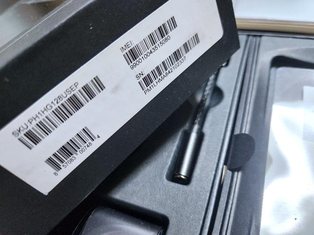 Essential Phone PH-1 Simフリー