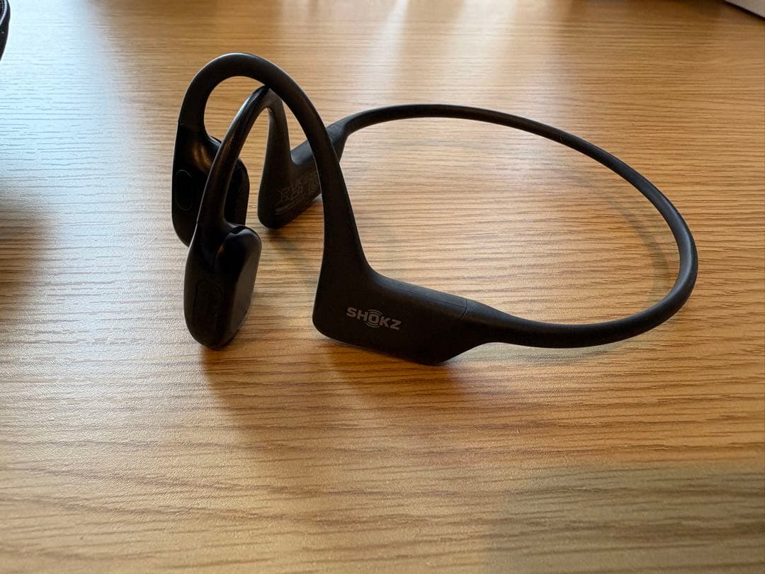 ト*ー様 SHOKZ OPENRUN PRO 骨伝導イヤホン　動作確認済　中古
