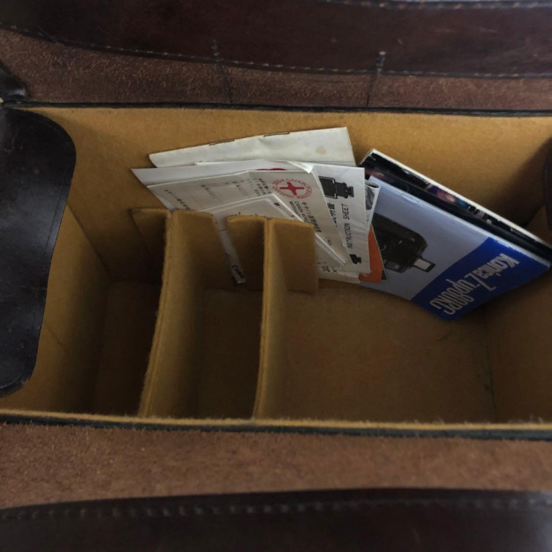 ☆彡昭和レトロ☆彡　キャノンカメラ/＆牛革専用バック　レンズ、カメラ用品いっぱい