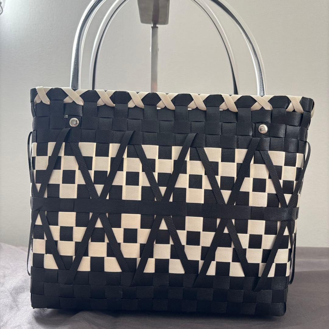 MARNI ブラック✖︎アイボリー 編み込み バスケットバッグ