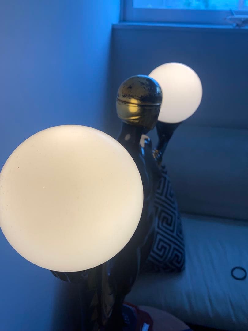 アールデコスタイル女性像ランプ