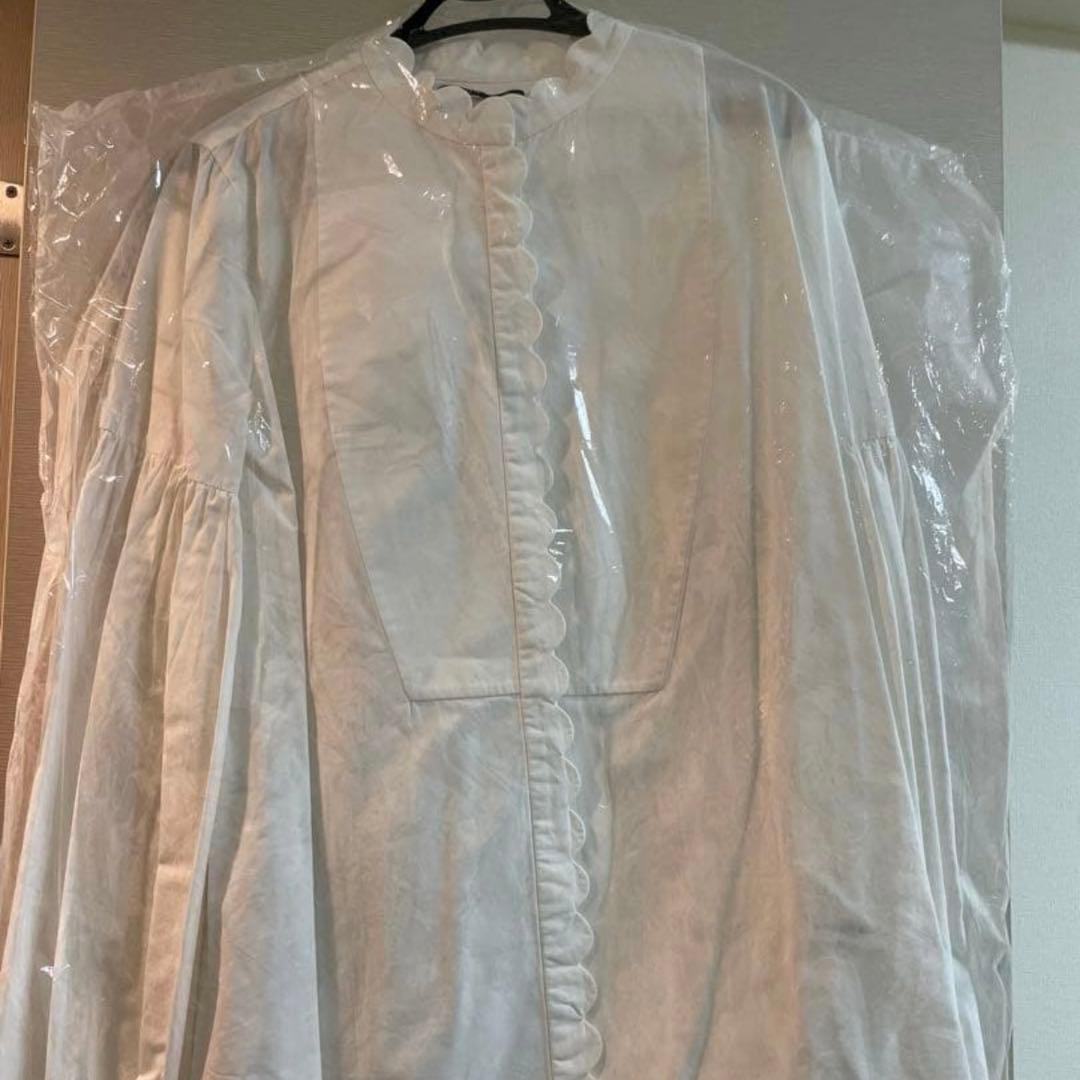 ケイナリタ　スカラップブラウス　38