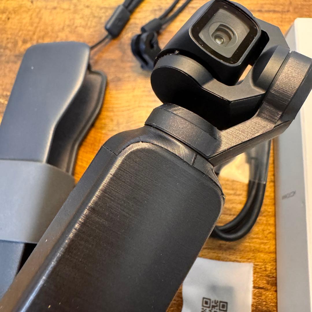 DJI OSMO Pocket 本体、ケース、Ulanziの広角フィルター