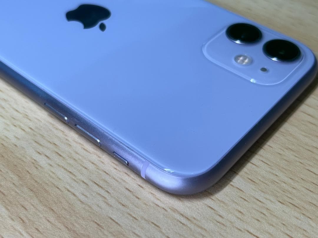 iPhone11 256GB バッテリー74％ simロック解除済 中古品