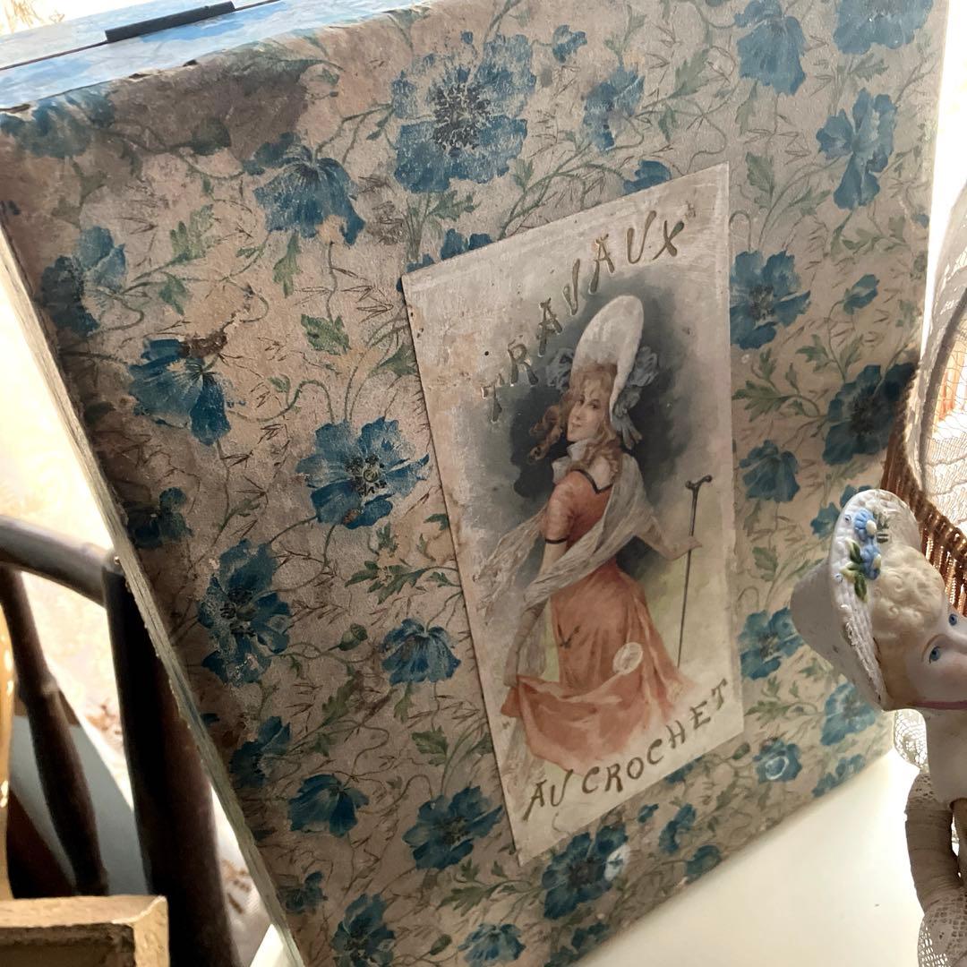 Travaux au Crochet フランスアンティークボックス　ミニョネット