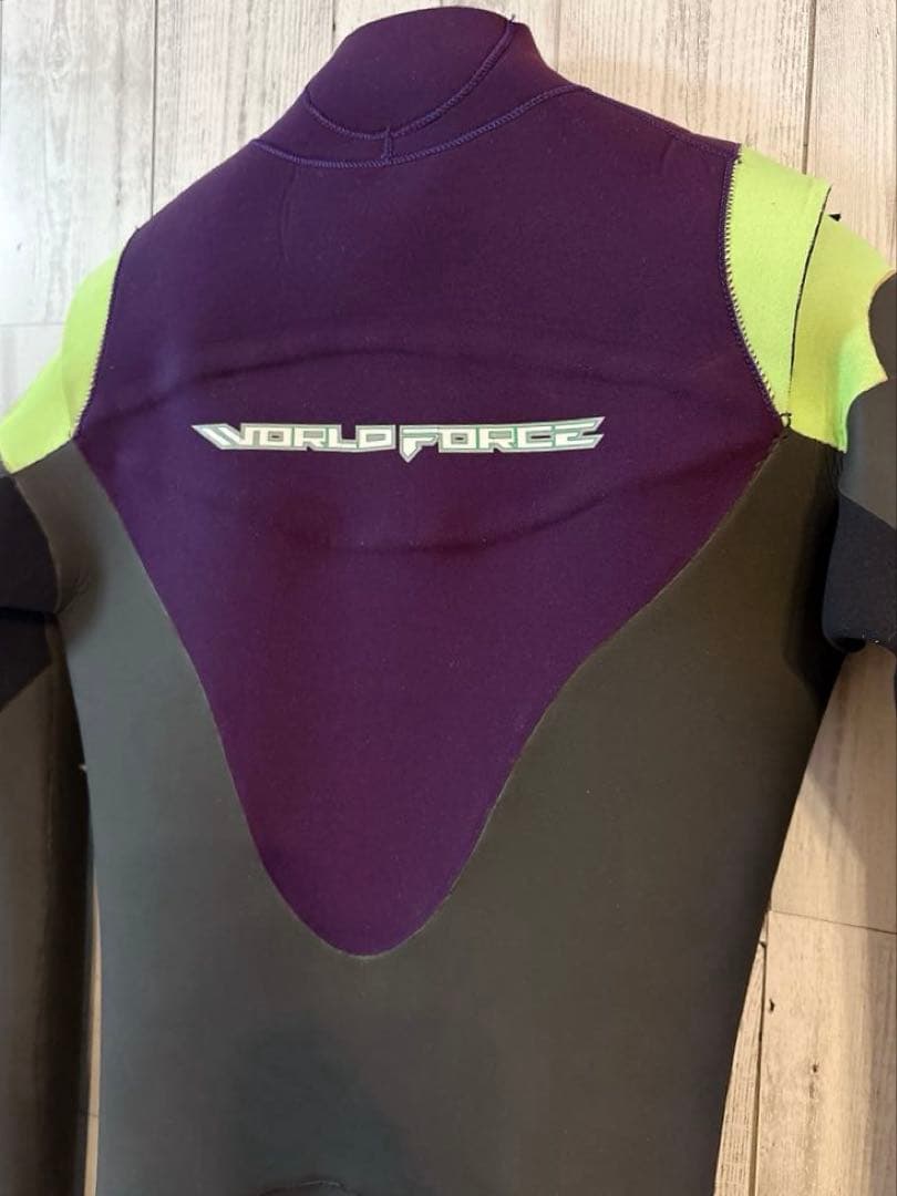 WORLD FORCE 極暖エアフレイム★ 5×3mmセミドライ ウェットスーツ