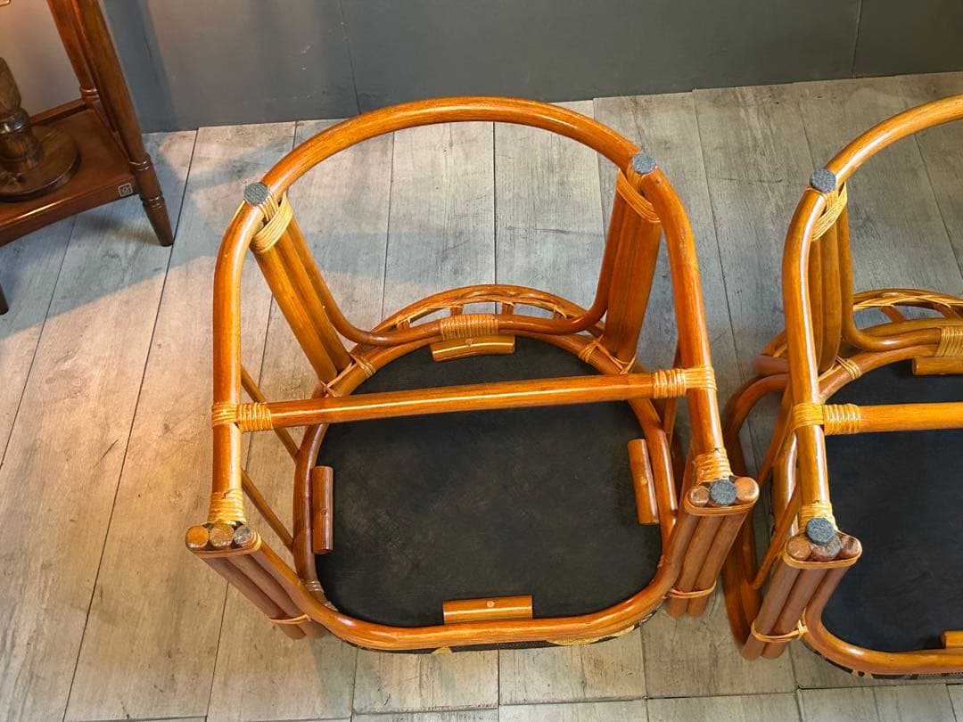 超美品　ラタン　籐　アームチェア　ミドルチェア　ローチェア　肘付椅子　艶感 2脚