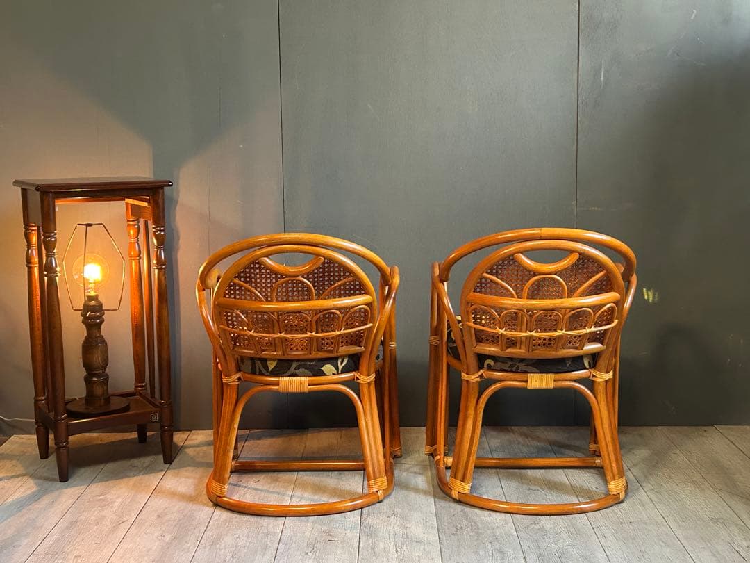 超美品　ラタン　籐　アームチェア　ミドルチェア　ローチェア　肘付椅子　艶感 2脚
