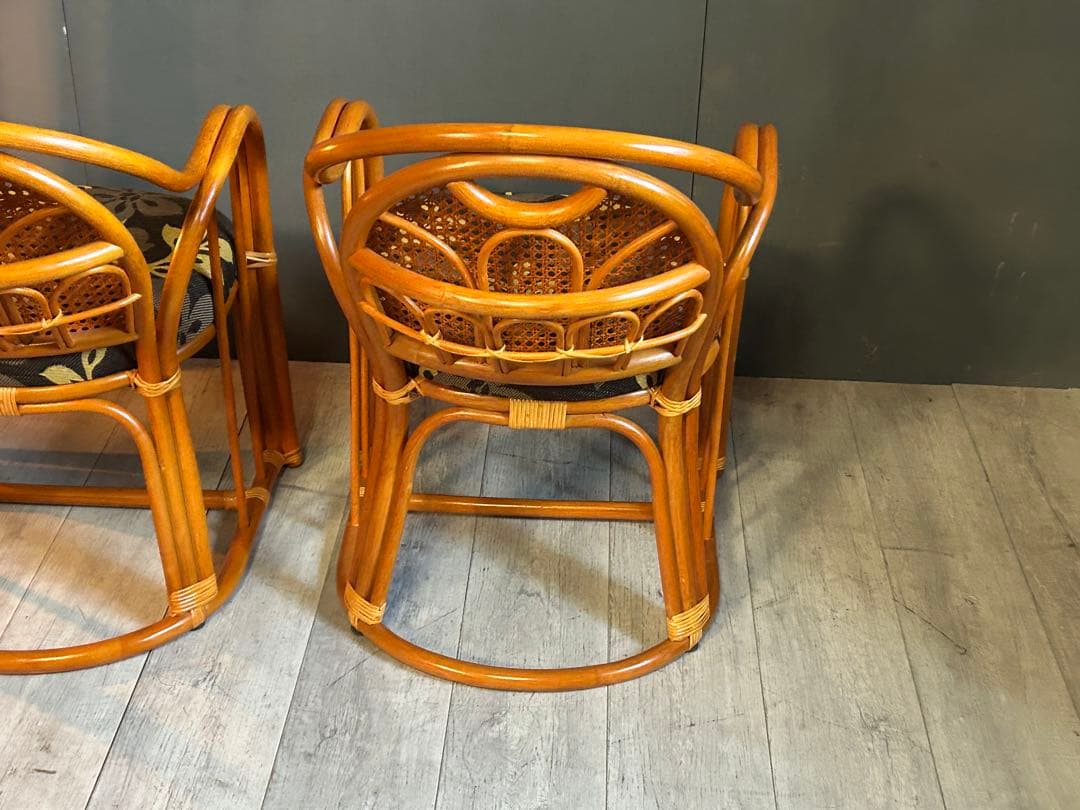 超美品　ラタン　籐　アームチェア　ミドルチェア　ローチェア　肘付椅子　艶感 2脚