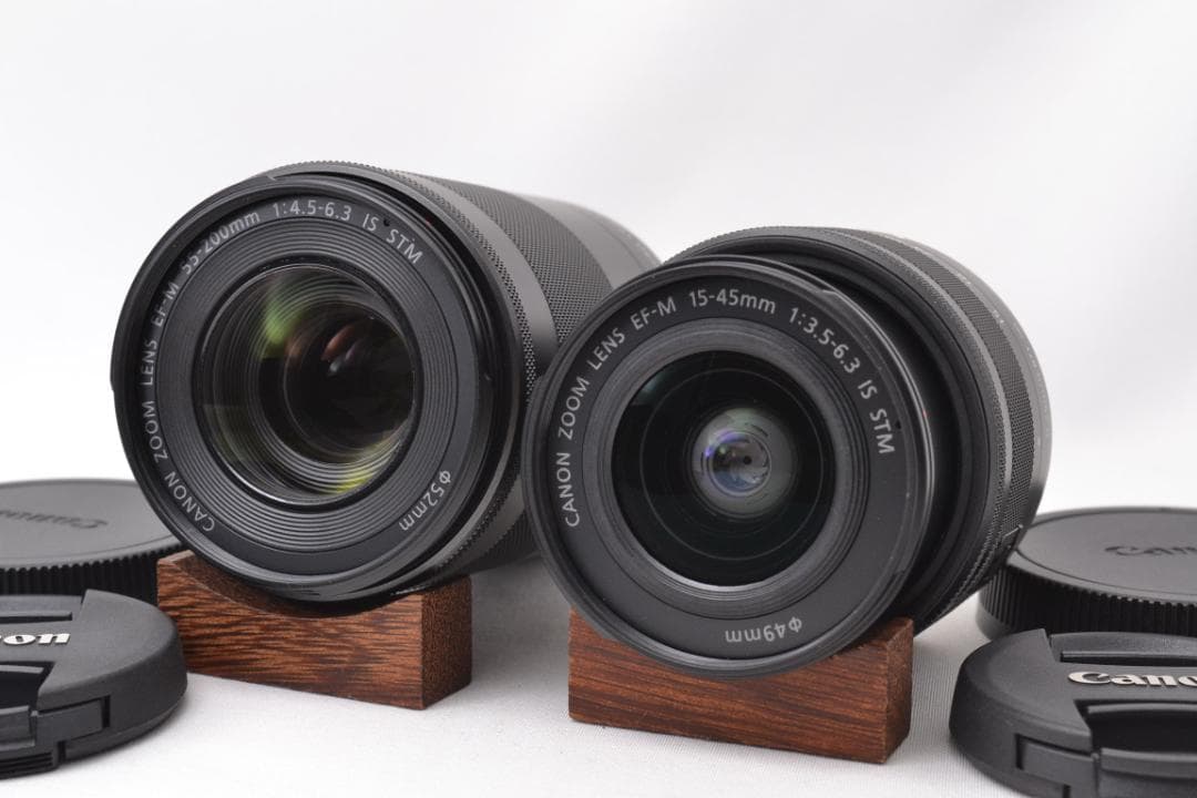 ■ 美品 ■ キャノン　Canon EOS Kiss M2 ダブルズームキット