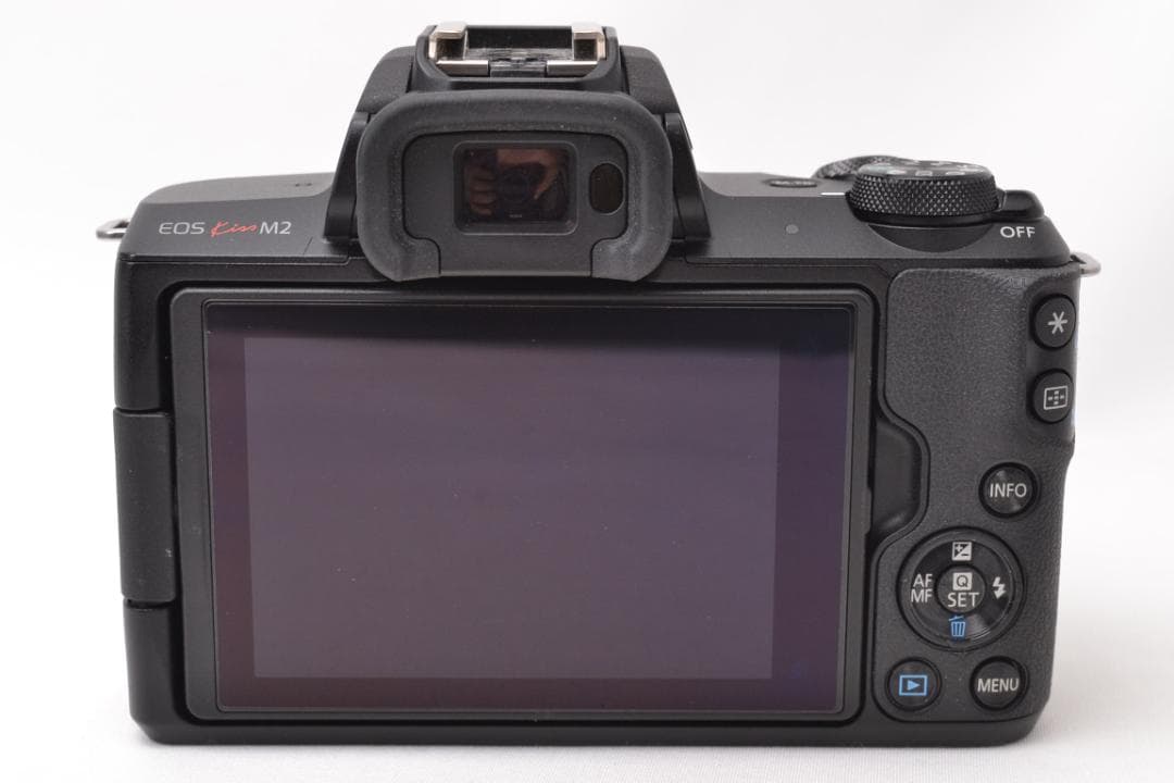 ■ 美品 ■ キャノン　Canon EOS Kiss M2 ダブルズームキット