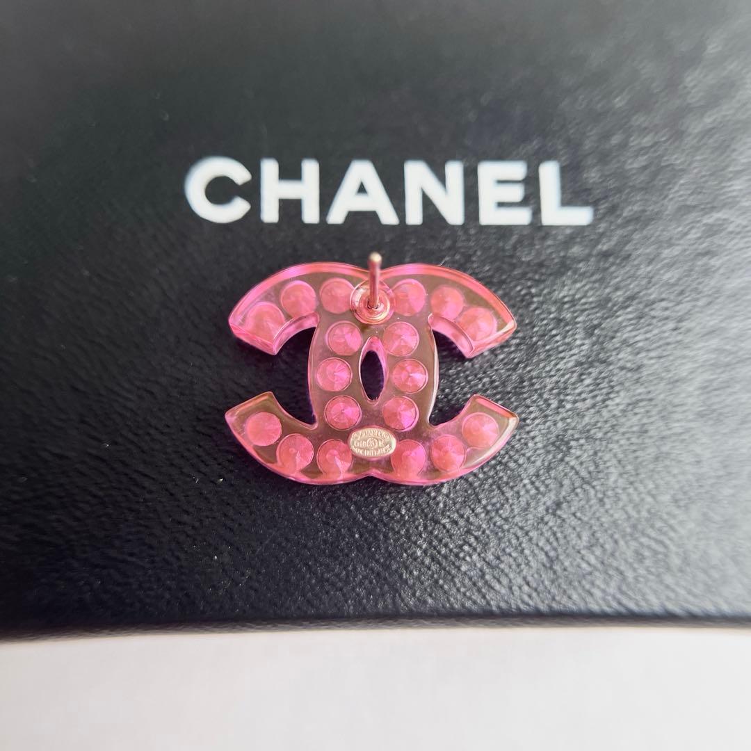 CHANEL クリア ピンク ストーン ピアス BTS テヒョン テテ 着用