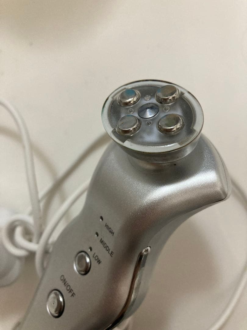 リベラータ ララルーチュRF 美顔器