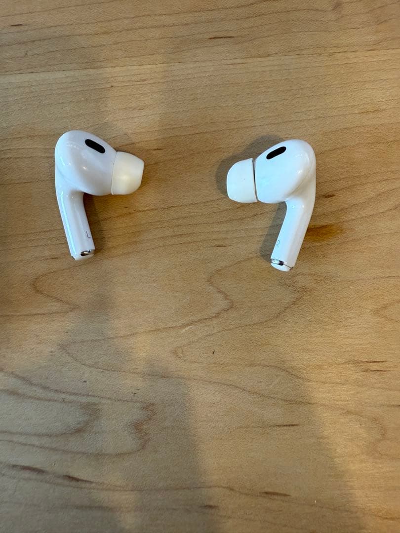 Apple AirPods Pro 2 ライトニング