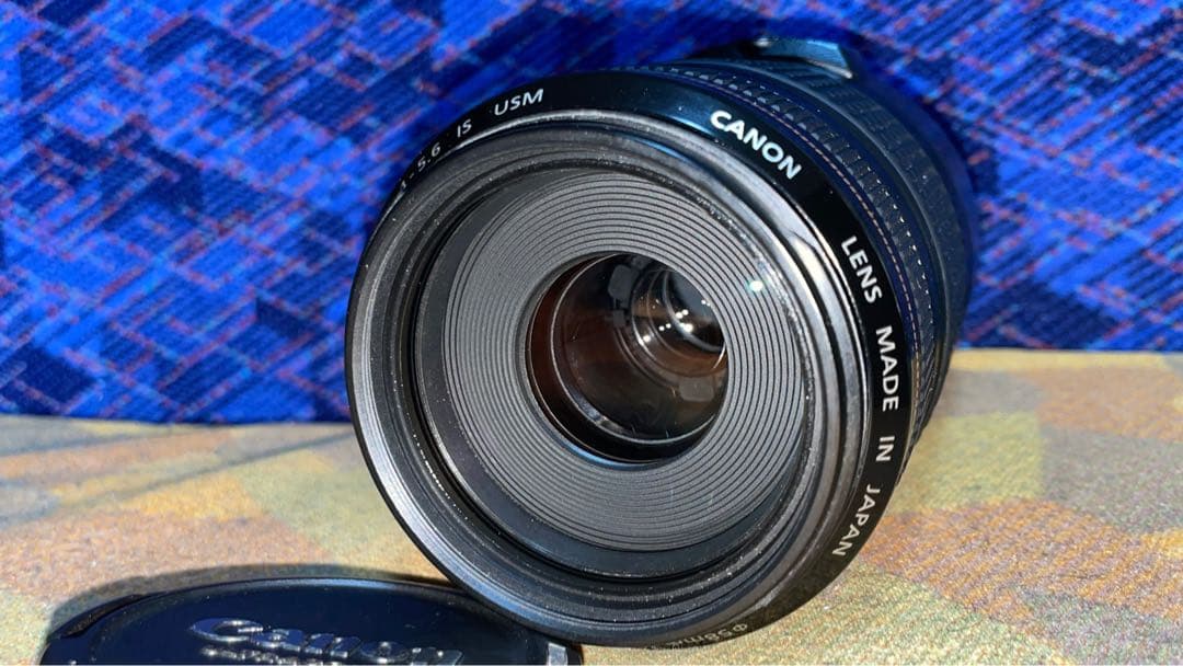 Canon EF 70-300mm 4-5.6 IS USM 箱付