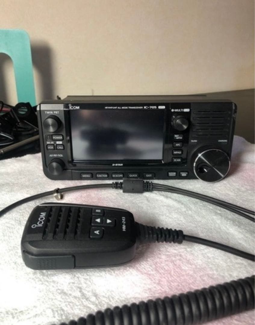 Icom IC-705 トランシーバー D-STAR対応　保証1年付