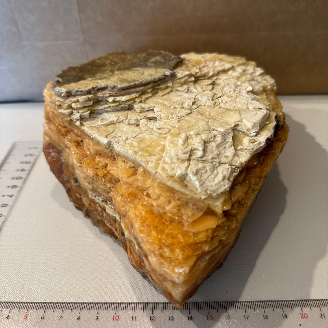 然別オパール 北海道石 蛍光オパール約3200ｇ