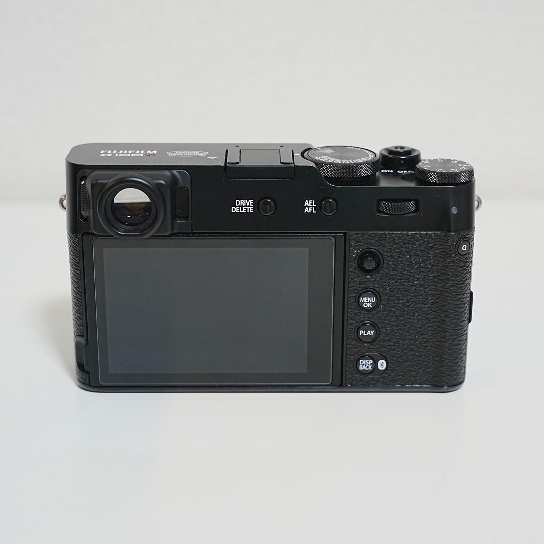 週末値下げ！！【美品】FUJIFILM X100VI コンパクトデジタルカメラ